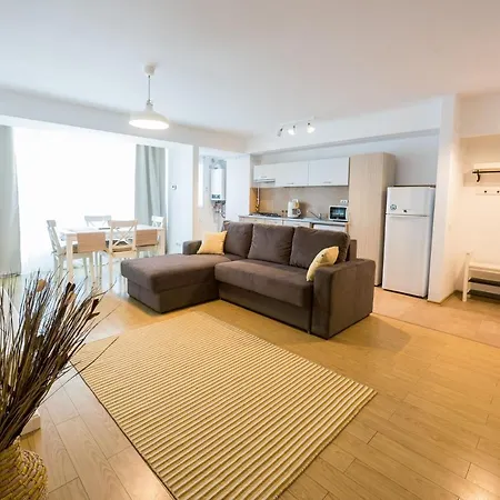 Paradis Exotic Apartment Mamaia